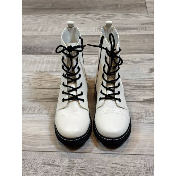 Arizona Jean Co Queen Flat Heel Combat Boots Size 7.5 - Picture 13 of 13